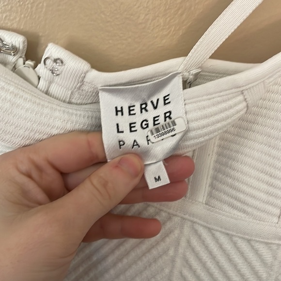 Hervé Léger White Ribbed Mini Dress - Picture 4 of 6